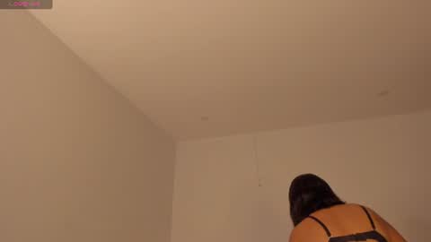 Snapshot of anniejasmin_ chatting on 25, 7, 2026 A N N I E online show from 25, 7, 2026