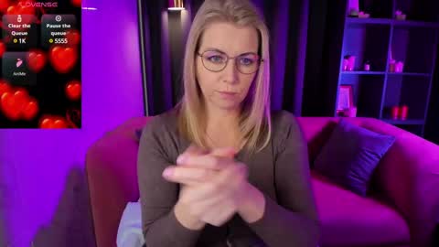 Annie online show from 3, 3, 2025