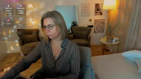 Snapshot of annielight chatting on 24, 2, 2026 Annie online show from 24, 2, 2026