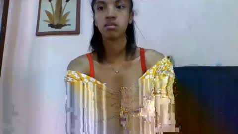Snapshot of anniesexy1 chatting on 16, 12, 2025 anniesexy1 online show from 16, 12, 2025