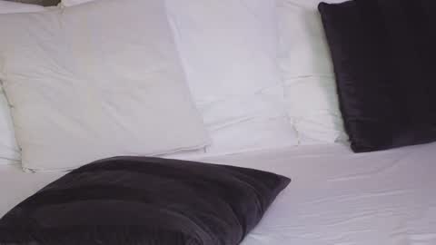 AnnieStyles online show from 11, 1, 2025