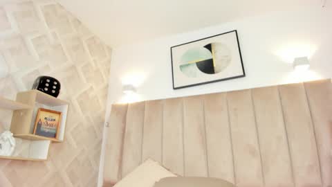 Snapshot of anniie_queen chatting on 3, 2, 2026 Annie Queen online show from 3, 2, 2026