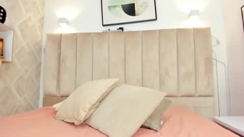 Snapshot of anniie_queen chatting on 13, 2, 2026 Annie Queen online show from 13, 2, 2026