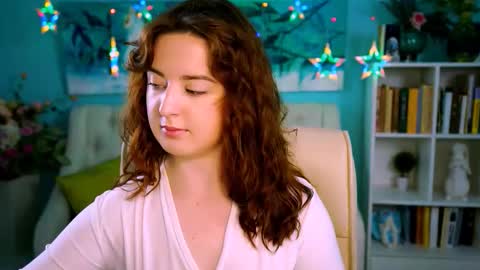 Ann Terry 3 online show from 24, 11, 2025