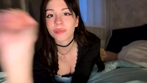 Snapshot of anny_leinhart chatting on 4, 3, 2026 Ana online show from 4, 3, 2026