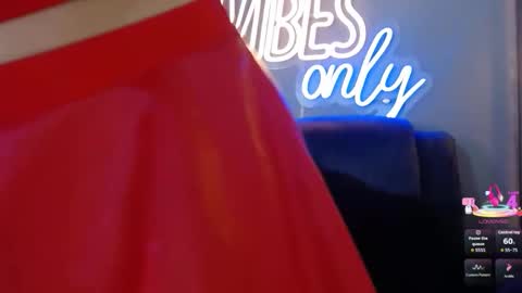 Snapshot of anny_loves chatting on 10, 2, 2026 anny_loves online show from 10, 2, 2026