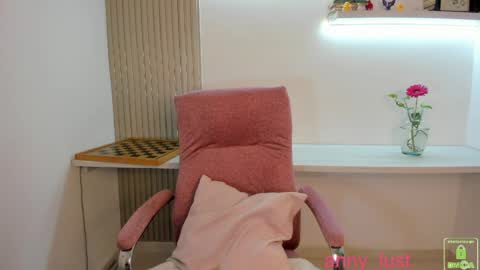 Issabela online show from 2, 4, 2026