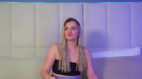 annyraii online show from 24, 11, 2025