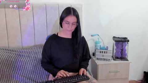 Anny online show from 3, 6, 2026