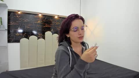 Snapshot of annyrosee chatting on 21, 10, 2025 Anny online show from 21, 10, 2025