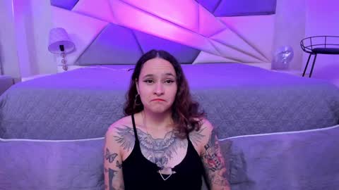 AnnyT online show from 12, 1, 2025