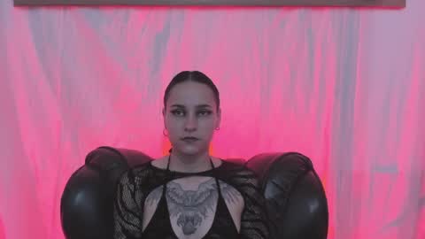 Snapshot of annythomsonn chatting on 28, 4, 2026 AnnyT online show from 28, 4, 2026
