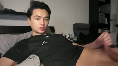 asiantwinkboy online show from 8, 12, 2024