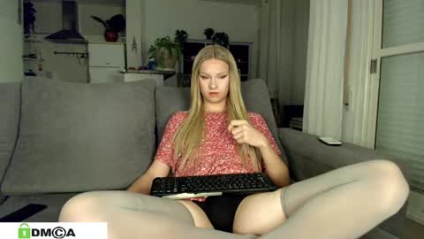 Sexy Ladybug online show from 14, 2, 2025