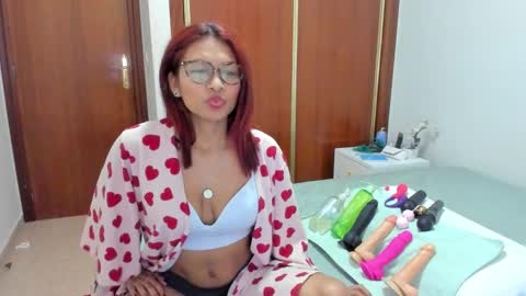 anthonela_hotsex online show from 12, 3, 2026