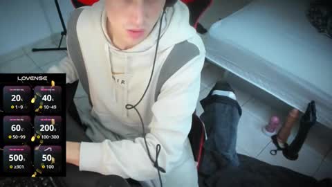 Snapshot of anthonyloveseks chatting on 9, 11, 2025 Anthony online show from 9, 11, 2025