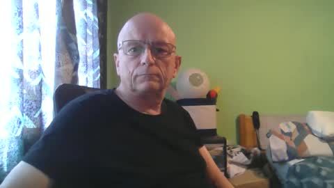 Snapshot of antmatt2025 chatting on 1, 5, 2026 antmatt2025 online show from 1, 5, 2026