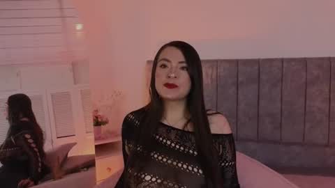 Snapshot of antonella_1998_ chatting on 9, 6, 2026 Antonella online show from 9, 6, 2026