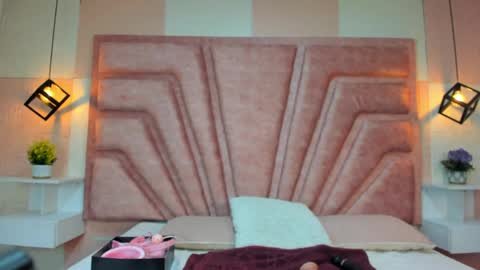 Antonella online show from 14, 4, 2026