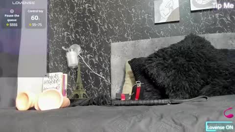 Snapshot of antonella_louise chatting on 4, 1, 2025 antonella_louise online show from 4, 1, 2025