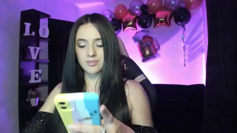 Snapshot of antonella_naughty1 chatting on 27, 9, 2025 antonella online show from 27, 9, 2025