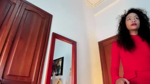 AntonellaHall  online show from 14, 2, 2026