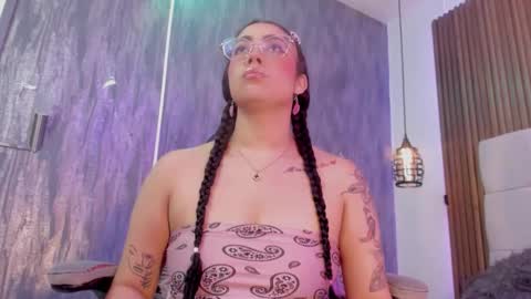 A N T O N E L L E  online show from 15, 3, 2026