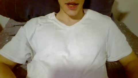 Snapshot of antonio_ricci chatting on 5, 2, 2025 antonio_ricci online show from 5, 2, 2025