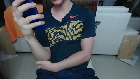 Snapshot of antonio_ricci chatting on 21, 10, 2025 antonio_ricci online show from 21, 10, 2025