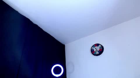 Instagram miguelangel1802  online show from 21, 11, 2025