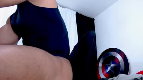 Snapshot of antonywebb94 chatting on 16, 4, 2026 Instagram miguelangel1802 online show from 16, 4, 2026