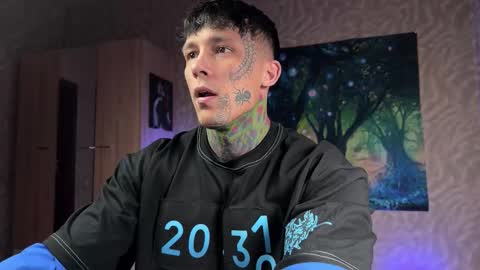 Tom online show from 3, 2, 2026