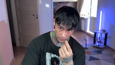 Tom online show from 23, 3, 2026