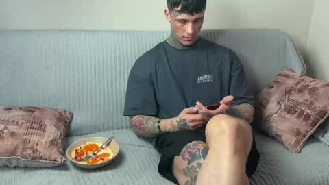 Tom online show from 30, 5, 2026