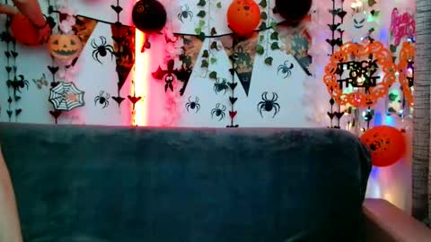 Anne online show from 30, 10, 2025