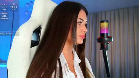 Anna online show from 5, 6, 2026