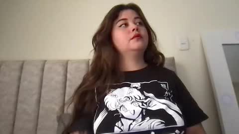   Independent model  online show from 16, 2, 2025