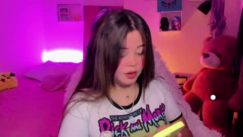   Independent model  online show from 24, 2, 2025