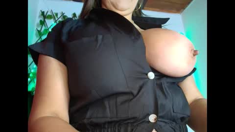 any mour online show from 24, 9, 2025