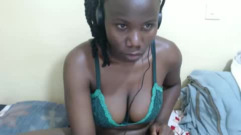 Snapshot of anya_h chatting on 12, 5, 2026 Gracious online show from 12, 5, 2026