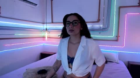 Snapshot of anya_shaffer chatting on 29, 4, 2026 anya_shaffer online show from 29, 4, 2026