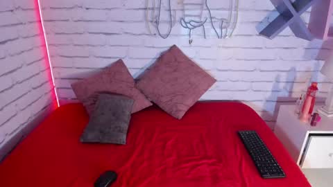 Snapshot of anya_shaffer chatting on 2, 6, 2026 anya_shaffer online show from 2, 6, 2026