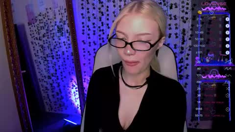 Anya online show from 10, 3, 2026