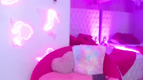 anyawink online show from 1, 11, 2025