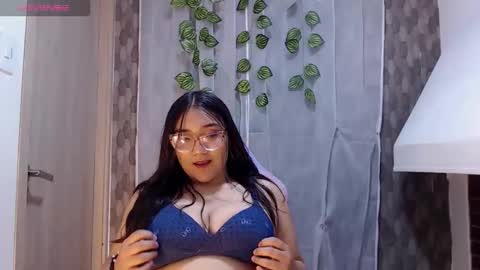 anyela_donecm online show from 27, 3, 2026