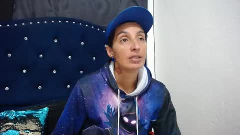 Snapshot of anyu_1306 chatting on 14, 1, 2025 anyu online show from 14, 1, 2025