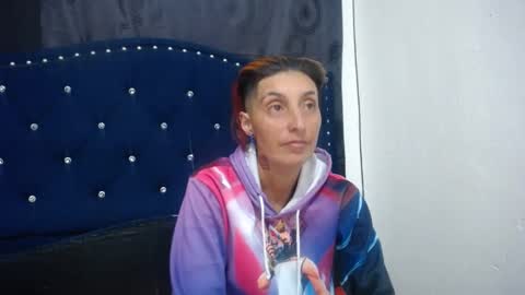 Snapshot of anyu_1306 chatting on 8, 2, 2025 anyu online show from 8, 2, 2025