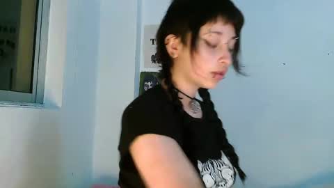 Snapshot of aoi_dandelion chatting on 6, 1, 2025 aoi_dandelion online show from 6, 1, 2025