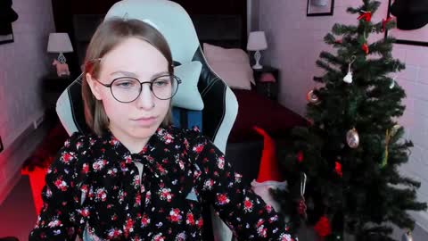 Snapshot of aphexqueen chatting on 3, 12, 2024 APHEX QUEEN online show from 3, 12, 2024