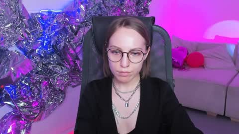 Snapshot of aphexqueen chatting on 5, 12, 2024 APHEX QUEEN online show from 5, 12, 2024